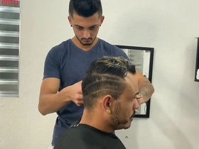 Kadu ventrí e edu scott - fodi meu barbeiro com muito tesão sexo bareback porn gay chinese fisting