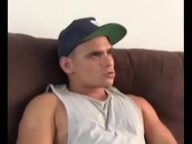 Tuvo que pagarle al mecanico con sexo y le dio durisimo chinese gay 3 some porn