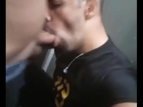 Chupei o pai do meu amigo doll-sized banheiro da smartfit twink gay porn chinese