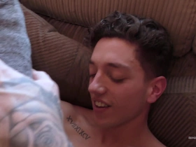 Don't ask how i get guy who have never even done vids before to be this sleazy apt away cos i don't know the reply to lol japanese gay coat porn