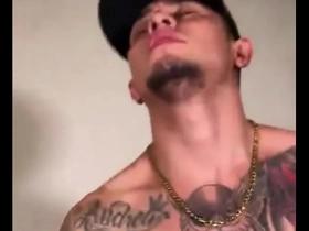 Cuando el chakal te deja mamarcela japanese uncle gay porn