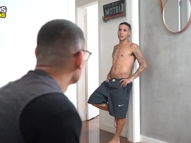 Acabei fodendo com o namorado da minha irma japanese office porn gay