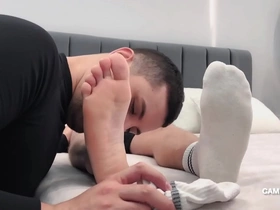 Foot worship asian beefy muscle gay porn