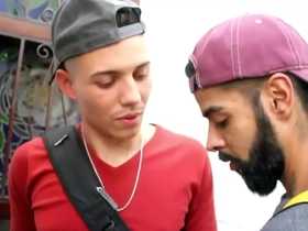 Ciclista dotado fodeu skatista gay sucking chinese cock porn