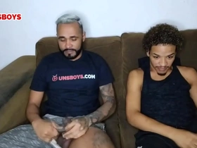 Foi traído pela a esposa e foi se aconselhar com amigo ,assista completo no red - subscreva no canal old asian elated porn