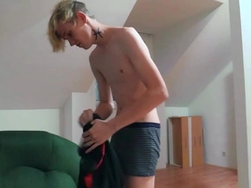 He is on his way home when he notices a pretty coxcomb doing stark who looks groove on he needs an extra resources - bigstr korean merry porn only fans