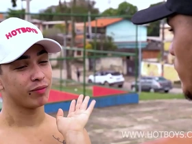 Amigos fodendo o novinho safado gay porn asian orgy