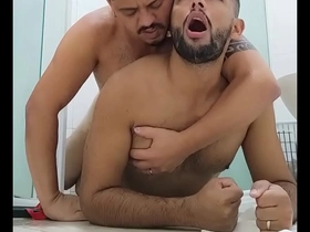 Tesão entre machos gays- hyperactive red porn japanese gay massage