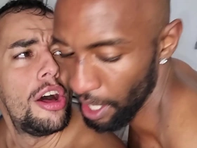 Lews me chamou para almoçar mas na verdade percebi que queria me comer - acting on red asian gay porn subjection