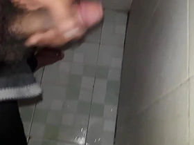 Sục sướng quá rên lay bare asian gay porn