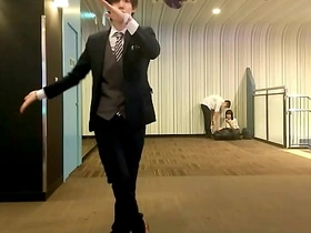 日本のカップルと踊るおじさん gay porn solo asian