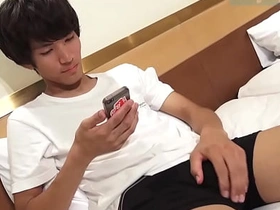 サッカーや野球を経験しているスポーツ系スリ筋巨根男子のホテルオナニー♪ chinese bottom bwc gay porn