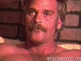 Mature Man Wayne Jerks Off japan gay porn download